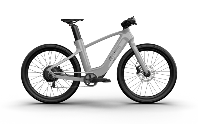 Mercedes-AMG F1® City Edition 750 Electric Bike - Image 3